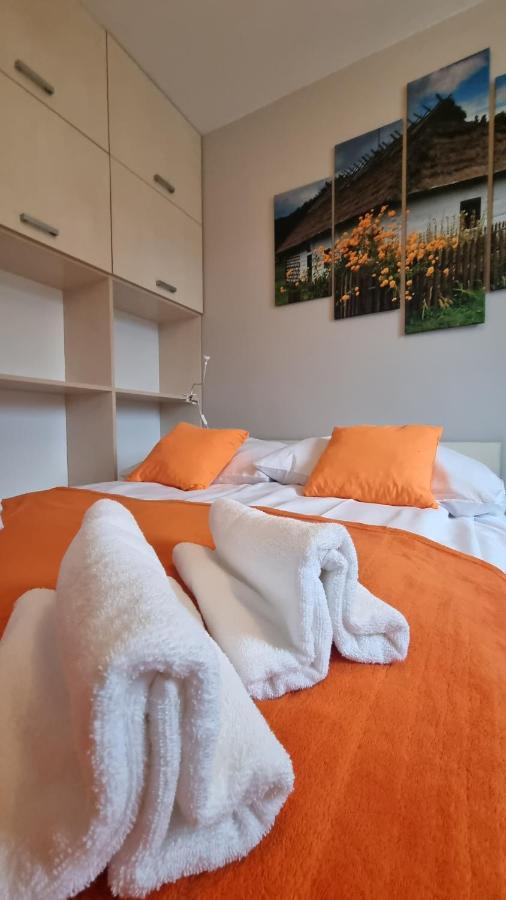 Prestige Park Apartament Mini Z Parkingiem Криниця-Здруй Екстер'єр фото